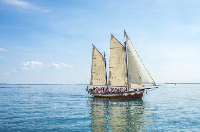 Vacanze in barca a vela con skipper per un’avventura indimenticabile